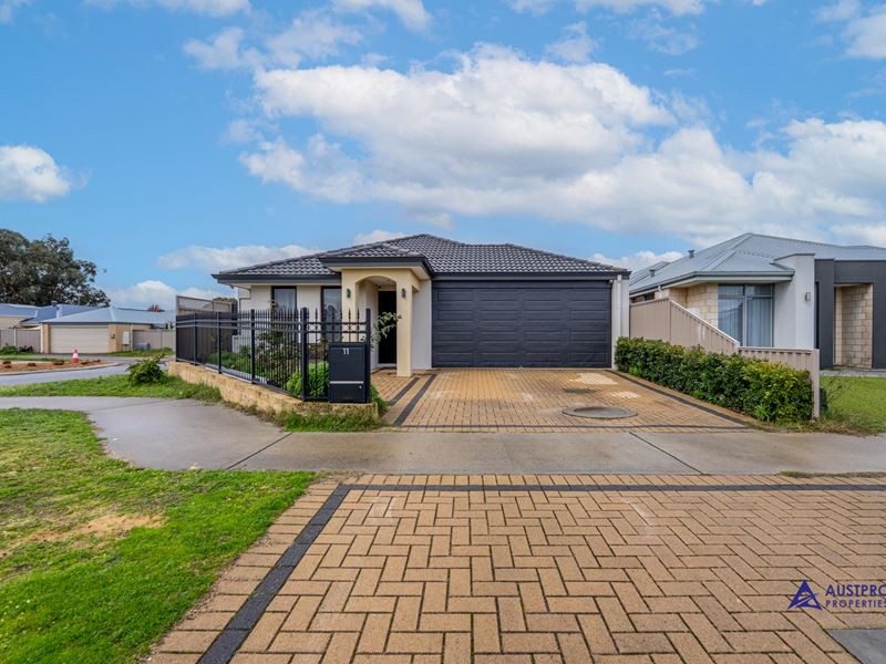 11 Carmichael Street, Beckenham