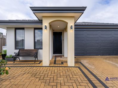 11 Carmichael Street, Beckenham WA 6107