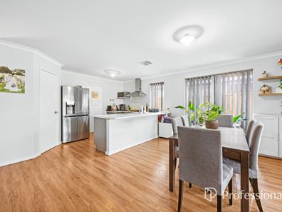 15 Edenhope Road, Australind WA 6233