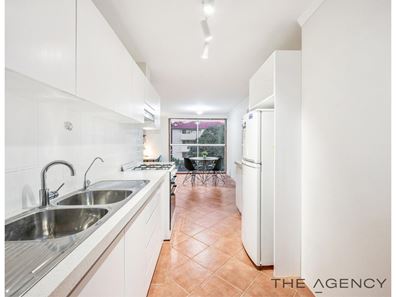 11/43 King George Street, Victoria Park WA 6100