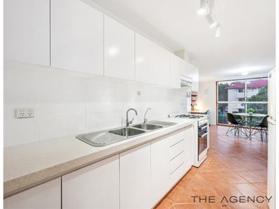 11/43 King George Street, Victoria Park WA 6100