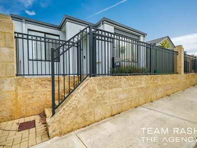 64 Bellingham Parade, Wellard WA 6170