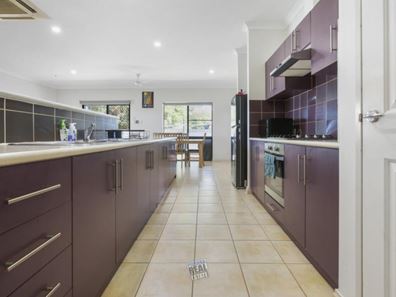 14 Reed Court, Baynton WA 6714