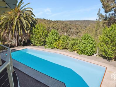 4 John Street, Darlington WA 6070