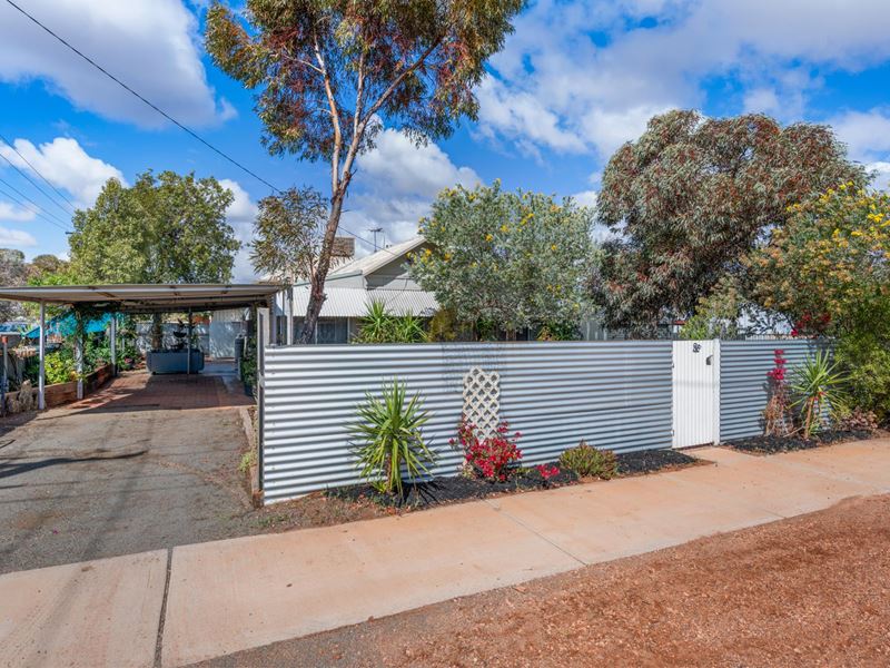 8E Campbell Street, Mullingar WA 6430
