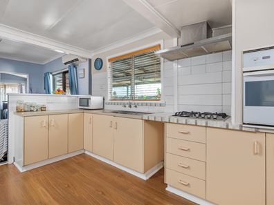8E Campbell Street, Mullingar WA 6430
