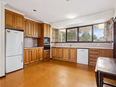 13 Nunweek Street, Booragoon WA 6154