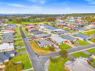 1 Centaurus Terrace, Mckail WA 6330