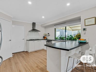 35 Shier Rise, Burekup WA 6227