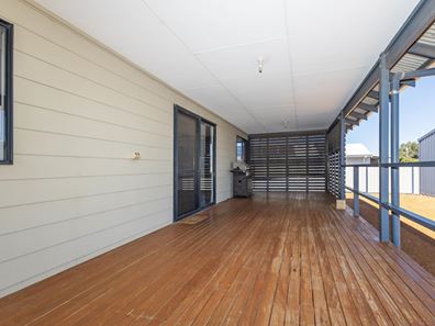 4 Tarragona Loop, Cervantes WA 6511