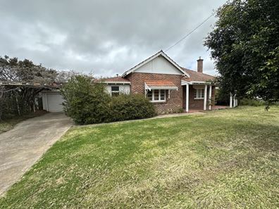 24 Adam Street, Katanning WA 6317