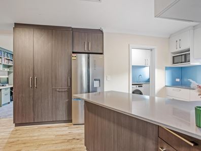 1 Price Court, Brookdale WA 6112