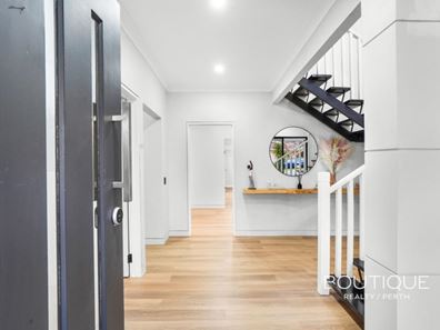 5 Kerr Place, Hillarys WA 6025