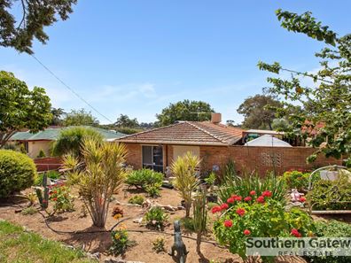 18 McKean Way, Parmelia WA 6167