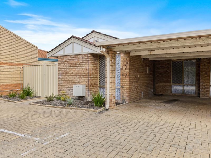 1/10 Hawkins Street, Rockingham WA 6168