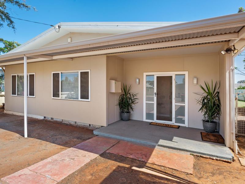 98 Ward Street, Lamington WA 6430