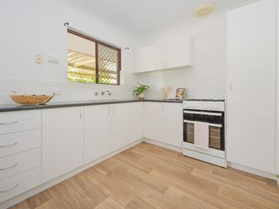 3 Park Drive, Cooloongup WA 6168