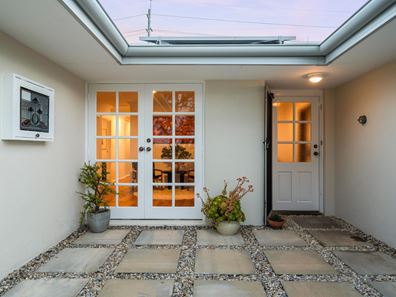 23 Claygate Road, Hamilton Hill WA 6163
