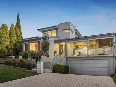 9A Sulman Avenue, Salter Point WA 6152