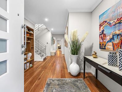 9A Sulman Avenue, Salter Point WA 6152