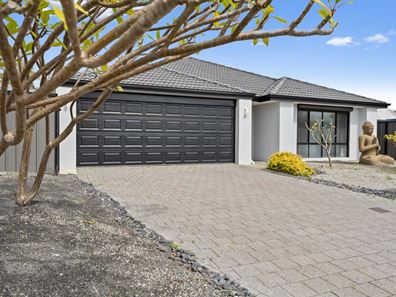 15 Gianatti Ramble, East Cannington WA 6107