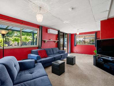 23 Nabberu Loop, Cooloongup WA 6168