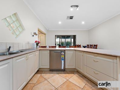 21 Hoult Mews, Atwell WA 6164