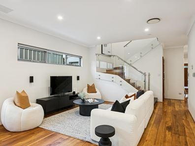 21 Little Street, Karrinyup WA 6018