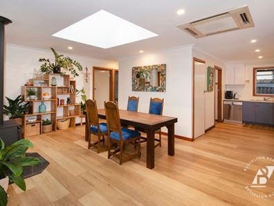 16 Breeden Street, West Busselton WA 6280