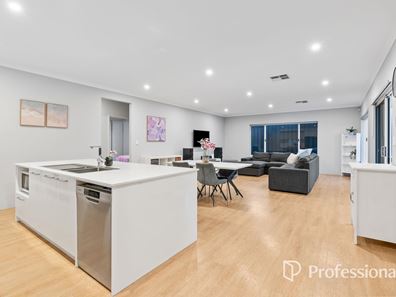 173 Flinders Street, Yokine WA 6060