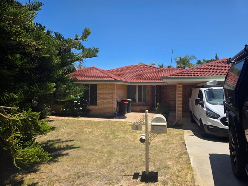 5 Lamond Close, Kinross WA 6028