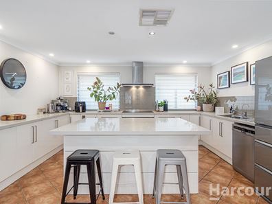 4 Sofitel Lane, Currambine WA 6028