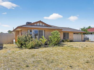 9 Mends Way, Waikiki WA 6169