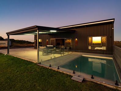 98 PINDARI PLACE, Karakin WA 6044