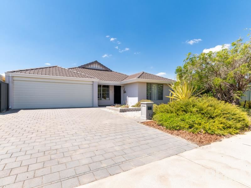4 Splendens Avenue, Banksia Grove WA 6031