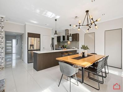 55A Rome Road, Melville WA 6156