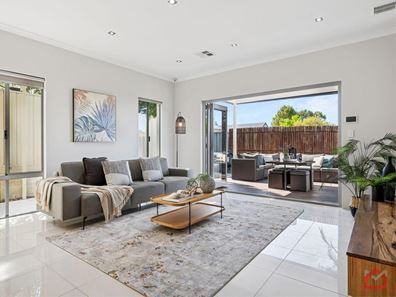 55A Rome Road, Melville WA 6156