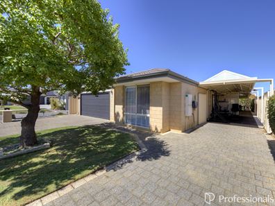 12 Kalil Fairway, Forrestfield WA 6058