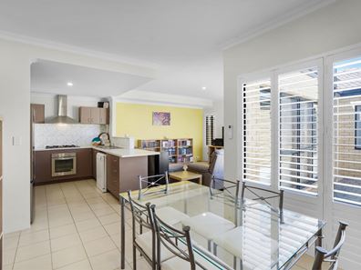 47B Matta Way, Pearsall WA 6065