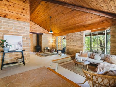 16 Mansfield Avenue, Margaret River WA 6285