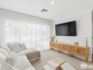 27 Lismore Road, Byford WA 6122