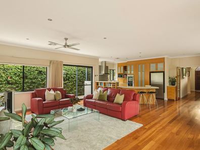92 Simper Street, Wembley WA 6014