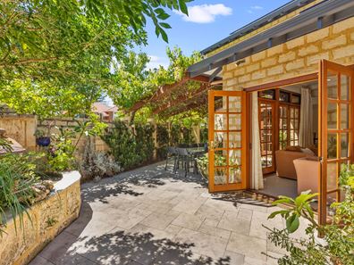 3 Millers Court, Cottesloe WA 6011