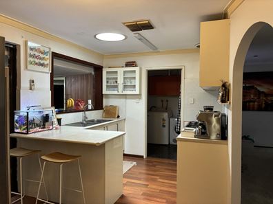 13 The Elbow, Swan View WA 6056