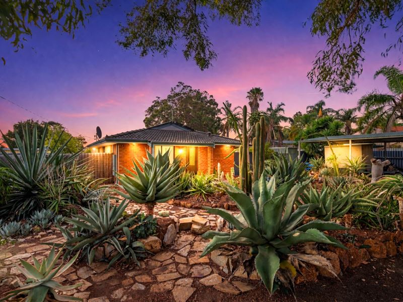 157 Lewis Road, Forrestfield WA 6058