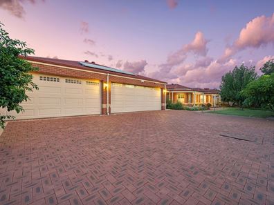 3 Thomasia Street, Huntingdale WA 6110
