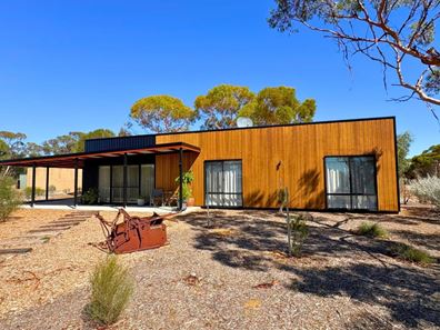 25 Rolinson Drive, Kalannie WA 6468
