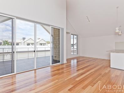 9A Bruce Street, Leederville WA 6007