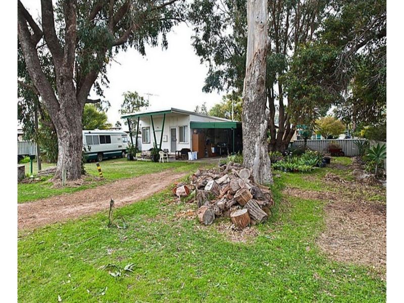 2 Roy Road, Coodanup WA 6210