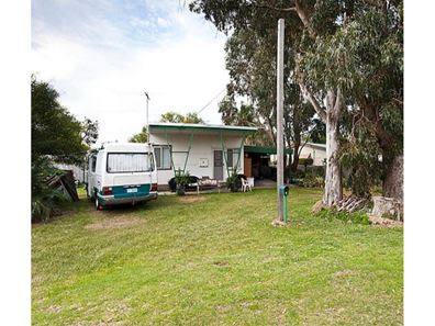 2 Roy Road, Coodanup WA 6210